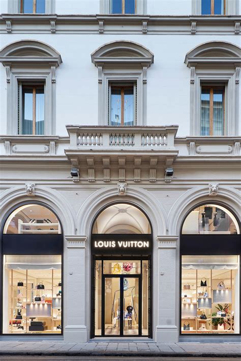 negozi louis vuitton friuli venezia giulia|louis vuitton firenze italy.